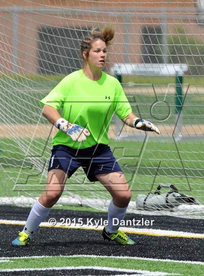 Thumbnail 3 in Melissa vs Stephenville (UIL 4A Region 1 Semifinal) photogallery.