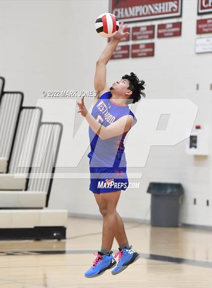 Thumbnail 2 in Boulder Creek vs. Westwood (AIA 6A Play-In) photogallery.