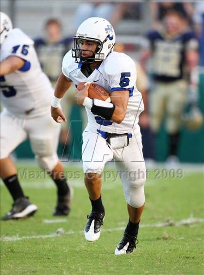 Thumbnail 2 in Second Baptist vs. St. Joseph photogallery.