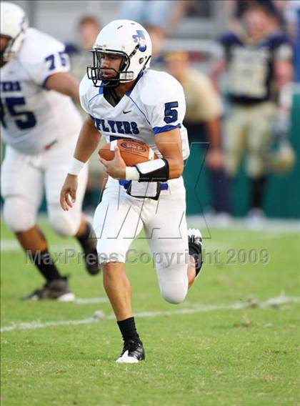 Thumbnail 3 in Second Baptist vs. St. Joseph photogallery.