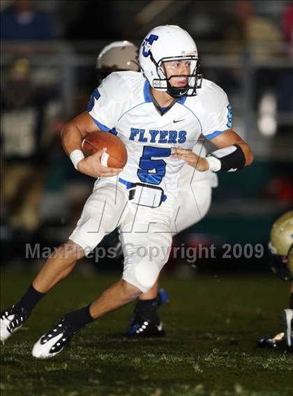 Thumbnail 2 in Second Baptist vs. St. Joseph photogallery.