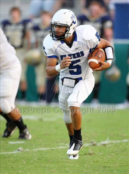 Thumbnail 3 in Second Baptist vs. St. Joseph photogallery.