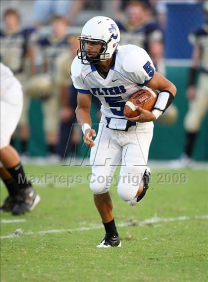 Thumbnail 2 in Second Baptist vs. St. Joseph photogallery.