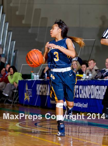 Thumbnail 2 in Bishop Kearney vs. Notre Dame (NYSPHSAA Class B Final) photogallery.