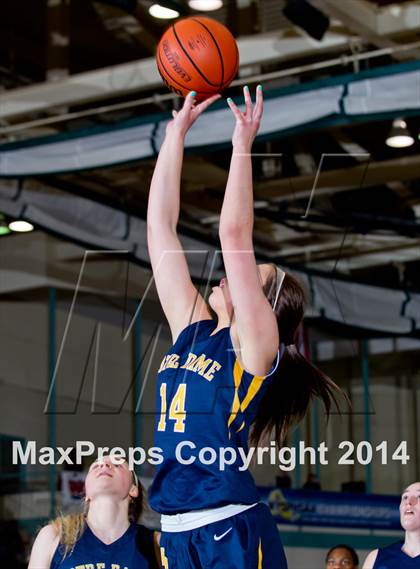 Thumbnail 2 in Bishop Kearney vs. Notre Dame (NYSPHSAA Class B Final) photogallery.