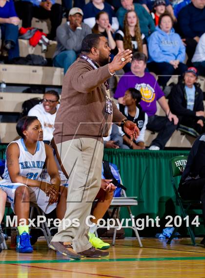 Thumbnail 3 in Bishop Kearney vs. Notre Dame (NYSPHSAA Class B Final) photogallery.
