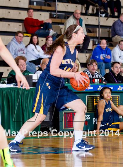 Thumbnail 3 in Bishop Kearney vs. Notre Dame (NYSPHSAA Class B Final) photogallery.