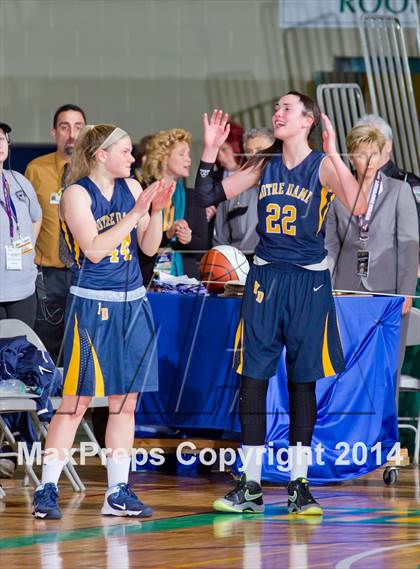 Thumbnail 1 in Bishop Kearney vs. Notre Dame (NYSPHSAA Class B Final) photogallery.