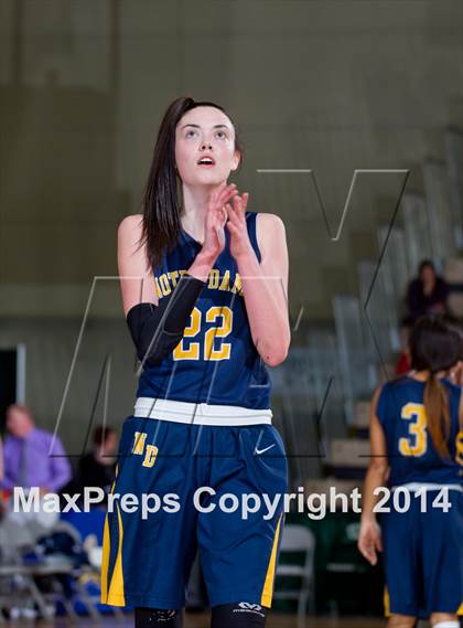 Thumbnail 2 in Bishop Kearney vs. Notre Dame (NYSPHSAA Class B Final) photogallery.