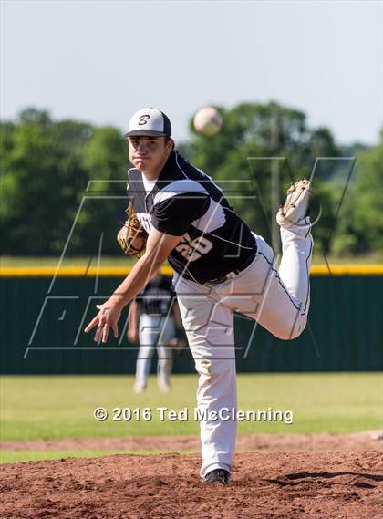 Thumbnail 2 in Magazine vs. Bigelow (AAA 2A -Regional Playoff) photogallery.