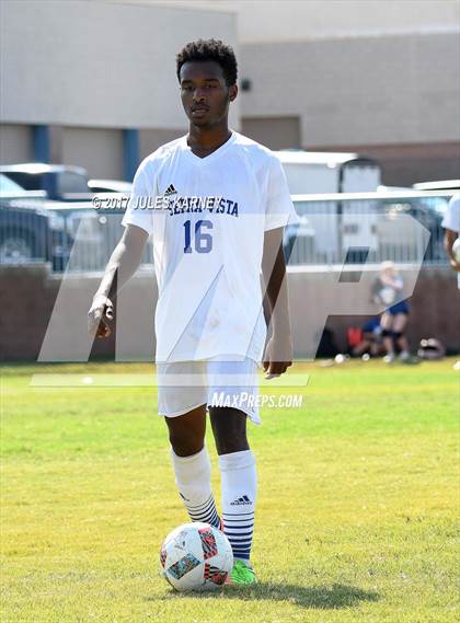 Thumbnail 1 in Sierra Vista vs Bishop Gorman photogallery.