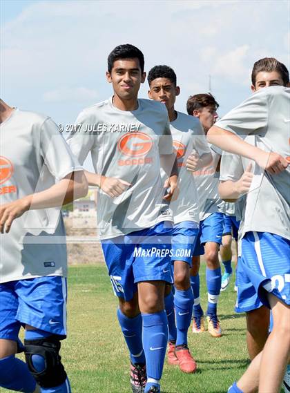 Thumbnail 3 in Sierra Vista vs Bishop Gorman photogallery.