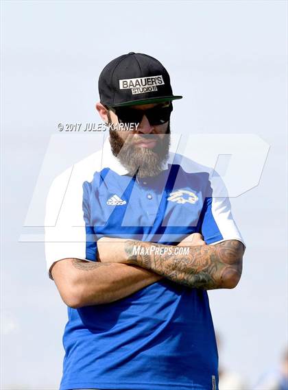 Thumbnail 1 in Sierra Vista vs Bishop Gorman photogallery.