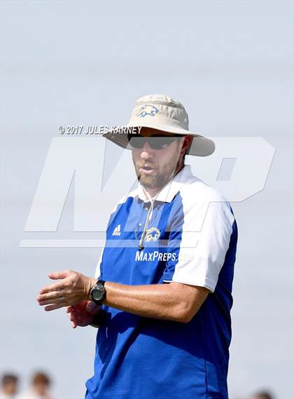 Thumbnail 3 in Sierra Vista vs Bishop Gorman photogallery.