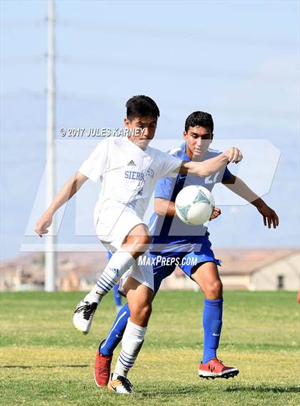Thumbnail 1 in Sierra Vista vs Bishop Gorman photogallery.