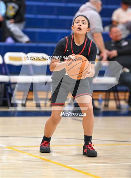 Thumbnail 1 in Arleta vs. Poly (CIF LAC Division 1 Final) photogallery.