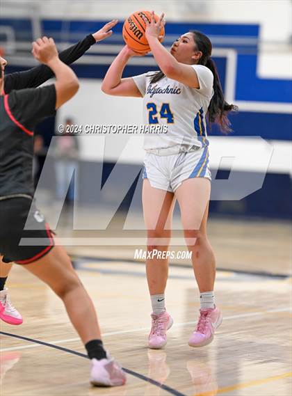 Thumbnail 1 in Arleta vs. Poly (CIF LAC Division 1 Final) photogallery.
