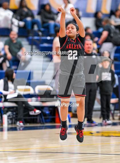 Thumbnail 1 in Arleta vs. Poly (CIF LAC Division 1 Final) photogallery.