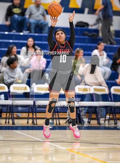 Thumbnail 3 in Arleta vs. Poly (CIF LAC Division 1 Final) photogallery.