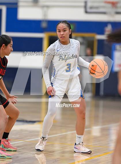 Thumbnail 2 in Arleta vs. Poly (CIF LAC Division 1 Final) photogallery.