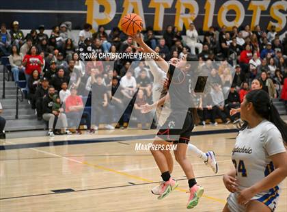 Thumbnail 2 in Arleta vs. Poly (CIF LAC Division 1 Final) photogallery.