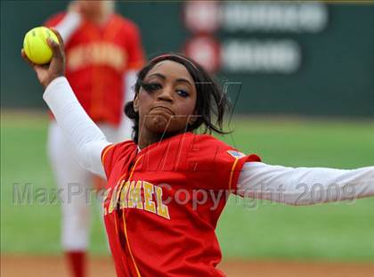 Thumbnail 3 in Steele Canyon vs Mt. Carmel (CIF SDS D2 Final) photogallery.