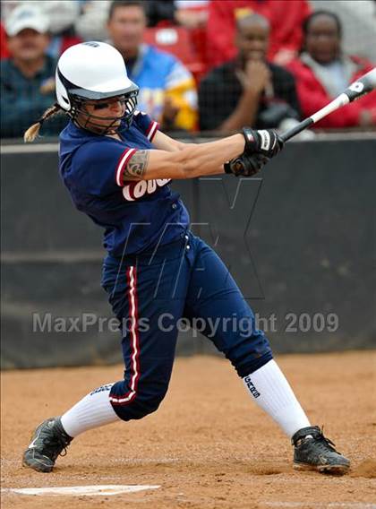 Thumbnail 2 in Steele Canyon vs Mt. Carmel (CIF SDS D2 Final) photogallery.