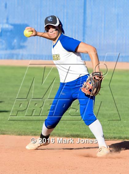Thumbnail 2 in Chandler @ O'Connor photogallery.