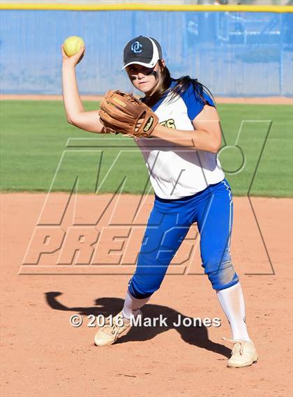 Thumbnail 2 in Chandler @ O'Connor photogallery.