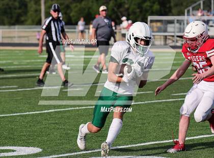 Thumbnail 3 in Hico vs Santo (scrimmage) photogallery.