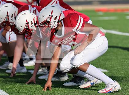 Thumbnail 3 in Hico vs Santo (scrimmage) photogallery.