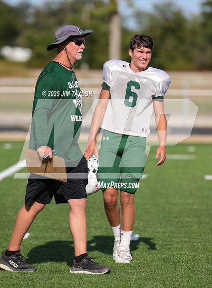 Thumbnail 1 in Hico vs Santo (scrimmage) photogallery.