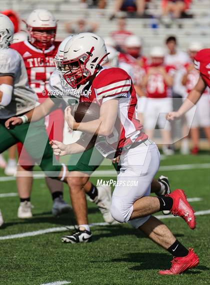Thumbnail 1 in Hico vs Santo (scrimmage) photogallery.