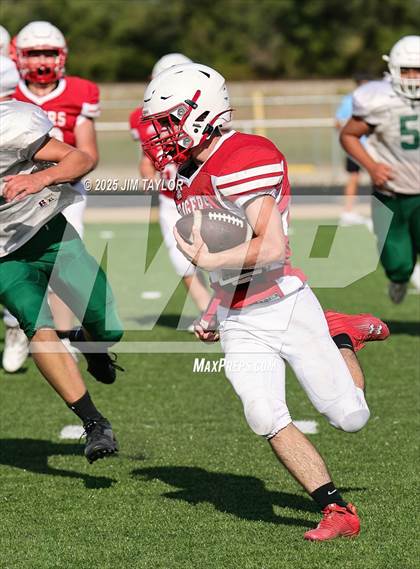 Thumbnail 3 in Hico vs Santo (scrimmage) photogallery.