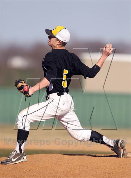Thumbnail 3 in Crandall vs Teague (I-45 Classic) photogallery.