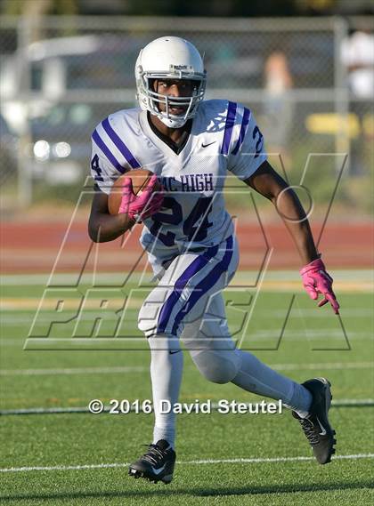 Thumbnail 2 in JV: Sacramento @ Kennedy photogallery.