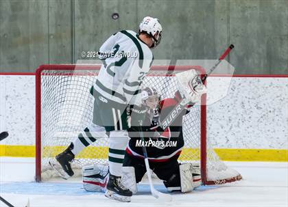 Thumbnail 2 in Frederick Gunn vs. New Hampton School (Exeter Invitational) photogallery.