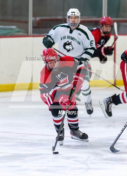 Thumbnail 2 in Frederick Gunn vs. New Hampton School (Exeter Invitational) photogallery.