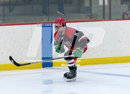 Thumbnail 1 in Frederick Gunn vs. New Hampton School (Exeter Invitational) photogallery.