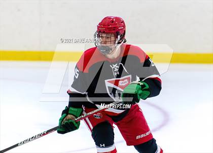 Thumbnail 1 in Frederick Gunn vs. New Hampton School (Exeter Invitational) photogallery.