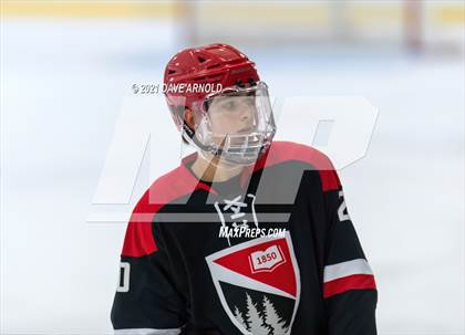 Thumbnail 1 in Frederick Gunn vs. New Hampton School (Exeter Invitational) photogallery.