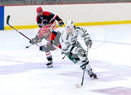 Thumbnail 1 in Frederick Gunn vs. New Hampton School (Exeter Invitational) photogallery.