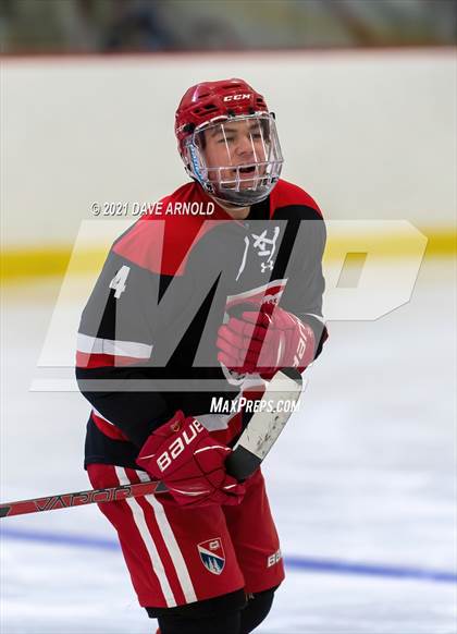 Thumbnail 2 in Frederick Gunn vs. New Hampton School (Exeter Invitational) photogallery.
