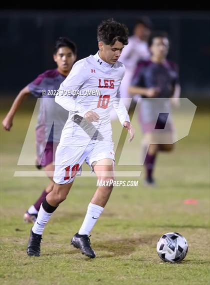 Thumbnail 3 in Marshall vs Lee photogallery.