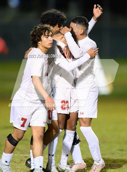 Thumbnail 1 in Marshall vs Lee photogallery.