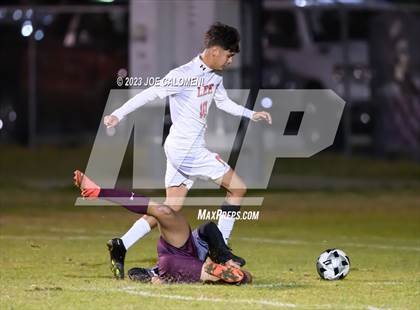 Thumbnail 3 in Marshall vs Lee photogallery.