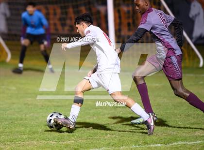 Thumbnail 3 in Marshall vs Lee photogallery.