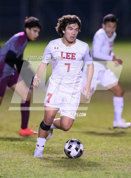 Thumbnail 2 in Marshall vs Lee photogallery.