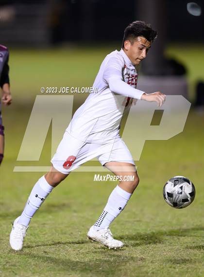 Thumbnail 2 in Marshall vs Lee photogallery.