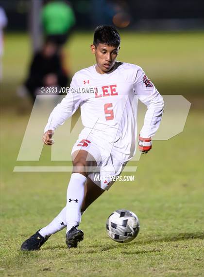 Thumbnail 2 in Marshall vs Lee photogallery.